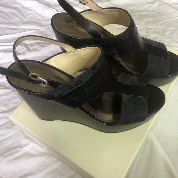Coach Wedges - Picture 2 of 4